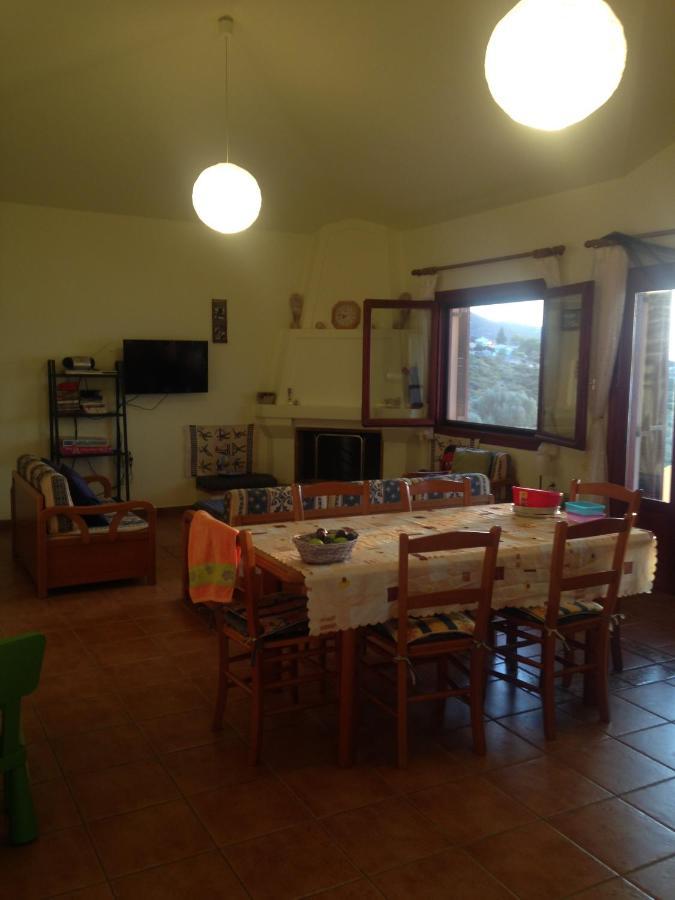 Vila Lazy Farm Prasinon Exteriér fotografie